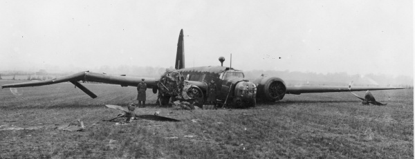 Wellington_Z8858_25Feb1942_3