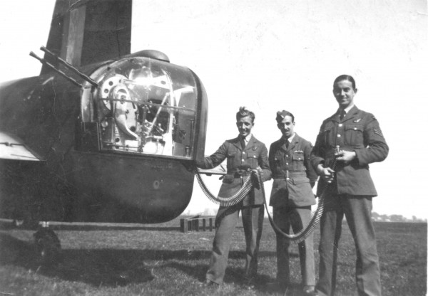 Scott_Peter_Doig_with_Cattle_and_Crofts_loading_rear_gun