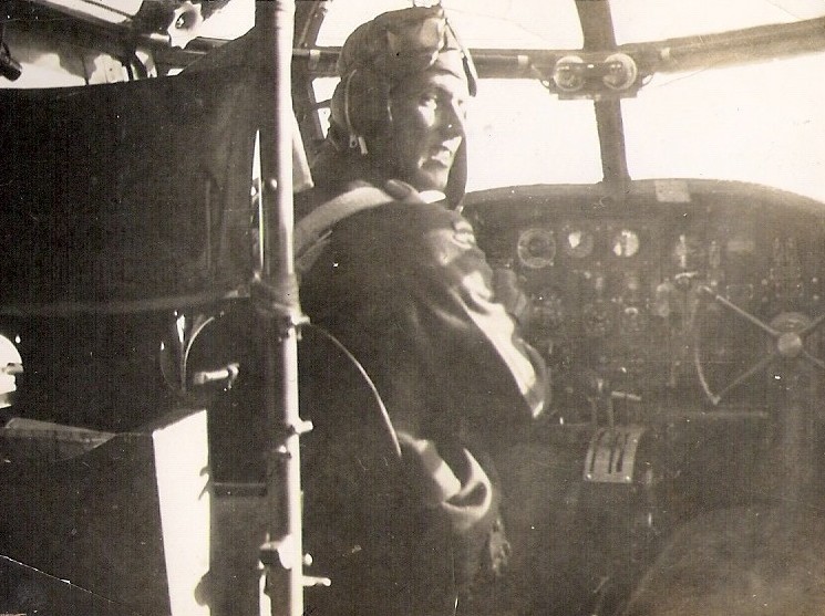 Simpson_Kenneth_John_in_aircraft