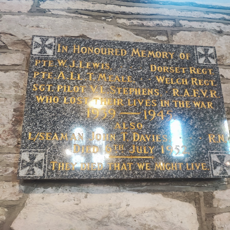 Stephens_Vincent_Leslie_memorial_St_Peters_Church
